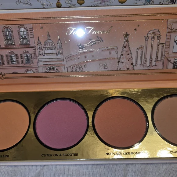 🎄Too Faced "Christmas In The City" Makeup Set🎄 - Picture 5 of 7